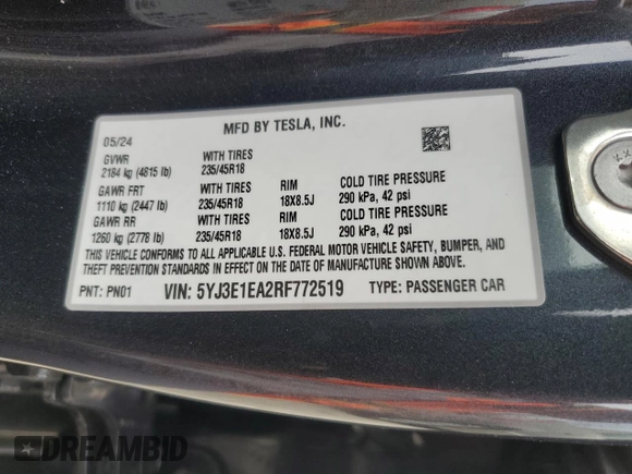 2024 Tesla Model 3 z VIN 5YJ3E1EA2RF772519, wystawiony jako Copart lot #54485255 z przebiegiem 11 110 mil mil oraz Szkody całkowita. Historia ofert i sprzedaży dostępna na DreamBid. Obrazek 12.