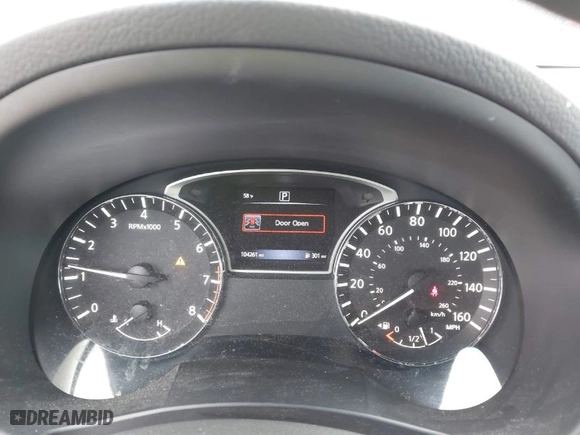 2016 Nissan Altima 2.5 SR with VIN 1N4AL3AP3GN375585, listed as a IAAI auction lot 41679424 with 104,261 mi miles. Bid and sale history available at carsss.com. Image 7.