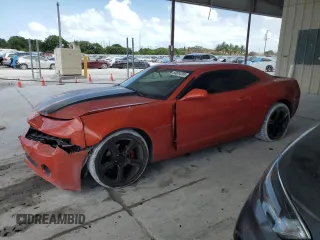 2012 Chevrolet Camaro 2LS z VIN 2G1FA1E30C9199408, wystawiony jako Copart lot #53824285 z przebiegiem 47 549 mil mil oraz Szkoda całkowita • Salvage title. Historia ofert i sprzedaży dostępna na DreamBid. Obrazek 1.