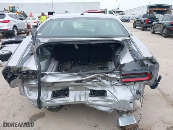 2015 Dodge Challenger R/T with VIN 2C3CDZATXFH789006, listed as a IAAI auction lot 41888569 with 69,344 mi miles. Bid and sale history available at carsss.com. Image 17.