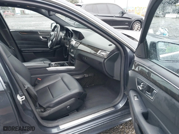 2016 Mercedes-Benz E-Class E 350 Sport with VIN WDDHF5KB7GB281277, listed as a IAAI auction lot 41058388 with 70,993 mi miles. Bid and sale history available at carsss.com. Image 5.