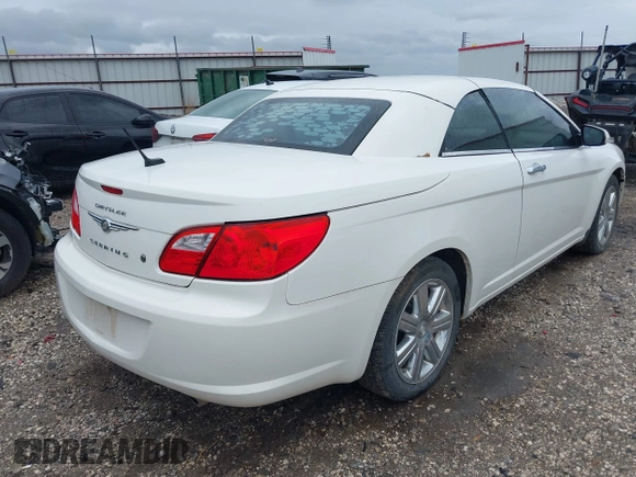 2010 Chrysler Sebring Limited z VIN 1C3BC6EV2AN122617, wystawiony jako IAAI lot #41932002 z przebiegiem 135 264 mil mil oraz . Historia ofert i sprzedaży dostępna na DreamBid. Obrazek 4.