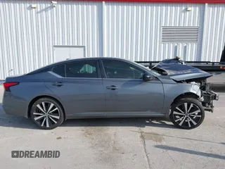 2020 Nissan Altima SR z VIN 1N4BL4CVXLC167148, wystawiony jako IAAI lot #41857964 z przebiegiem 111 344 mil mil oraz . Historia ofert i sprzedaży dostępna na DreamBid. Obrazek 13.