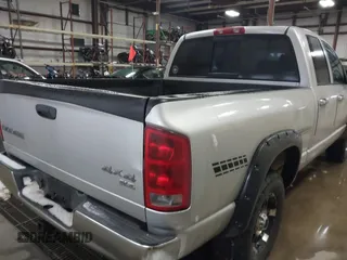2004 Dodge 1500 SLT with VIN 1D7HU18N74S726788, listed as a IAAI auction lot 41525730 with Not Provided miles and . Bid and sale history available at carsss.com. Image 4.