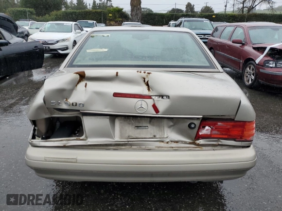 1996 Mercedes-Benz SL 500 z VIN WDBFA67FXTF133854, wystawiony jako Copart lot #48659595 z przebiegiem 117 804 mil mil oraz Szkoda całkowita • Salvage title. Historia ofert i sprzedaży dostępna na DreamBid. Obrazek 6.