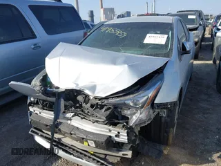 2018 Toyota Prius Two with VIN JTDKBRFU8J3059458, listed as a IAAI auction lot 41955459 with 181,787 mi miles and . Bid and sale history available at carsss.com. Image 6.