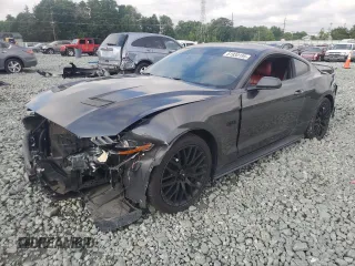 2019 Ford Mustang GT z VIN 1FA6P8CF2K5116462, wystawiony jako Copart lot #61930195 z przebiegiem 122 623 mil mil oraz Szkoda całkowita • Salvage title. Historia ofert i sprzedaży dostępna na DreamBid. Obrazek 1.