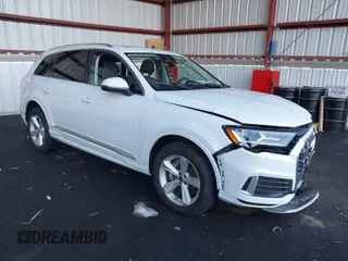 2021 Audi Q7 Premium with VIN WA1AJAF76MD020578, listed as a IAAI auction lot 41110406 with 29,042 mi miles. Bid and sale history available at carsss.com. Image 1.