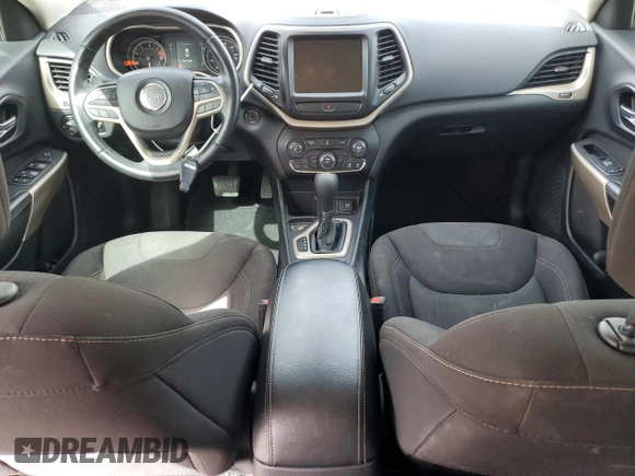 2017 Jeep Cherokee Latitude with VIN 1C4PJLCB1HW650135, listed as a Copart auction lot 47460145 with 101,503 mi miles and Salvage Title. Bid and sale history available at carsss.com. Image 8.