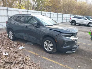 2021 Chevrolet Blazer LT с VIN 3GNKBHR4XMS513009, выставлен на аукционе IAAI как лот 40652751 с пробегом 34 068 миль миль и . История ставок и продаж доступна на DreamBid. Изображение 1.