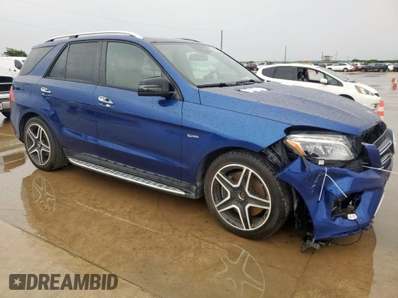 2017 Mercedes-Benz GLE 43 AMG с VIN 4JGDA6EB6HA955804, выставлен на аукционе Copart как лот 60251185 с пробегом 78 539 миль миль и Списание • Salvage title. История ставок и продаж доступна на DreamBid. Изображение 4.