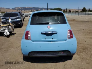 2015 FIAT 500e с VIN 3C3CFFGE2FT685425, выставлен на аукционе Copart как лот 62751915 с пробегом 48 372 миль миль и Списание • Salvage title. История ставок и продаж доступна на DreamBid. Изображение 6.