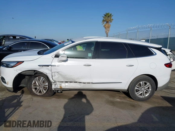 2020 Buick Enclave Preferred with VIN 5GAERAKW1LJ146720, listed as a IAAI auction lot 41936656 with 54,177 mi miles and . Bid and sale history available at carsss.com. Image 14.