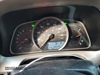 2015 Toyota RAV4 LE z VIN JTMBFREV3FD164635, wystawiony jako Copart lot #57753345 z przebiegiem 36 539 mil mil oraz Szkoda całkowita • Salvage title. Historia ofert i sprzedaży dostępna na DreamBid. Obrazek 9.