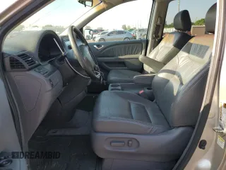 2007 Honda Odyssey EX-L z VIN 5FNRL38697B039741, wystawiony jako Copart lot #56868365 z przebiegiem 135 742 mil mil oraz Czysty tytuł • Clean title. Historia ofert i sprzedaży dostępna na DreamBid. Obrazek 7.