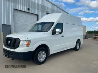 2018 Nissan NV Cargo SV z VIN 1N6AF0LY0JN812842, wystawiony jako Copart lot #56940755 z przebiegiem 203 890 mil mil oraz Tytuł czysty. Historia ofert i sprzedaży dostępna na DreamBid. Obrazek 2.