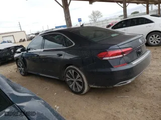 2022 Volkswagen Passat 2.0T SE with VIN 1VWSA7A33NC006708, listed as a Copart auction lot 71749142 with 15,505 mi miles. Bid and sale history available at carsss.com. Image 2.