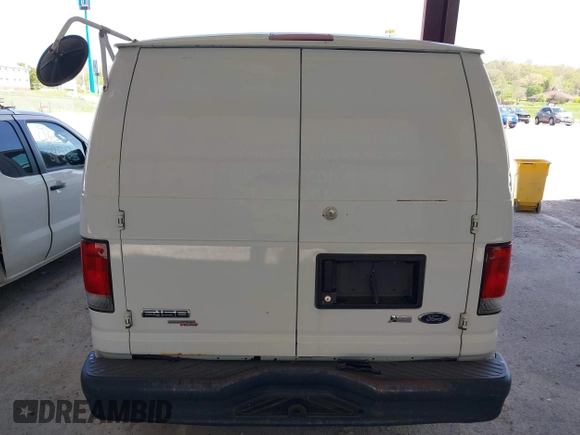 2014 Ford Econoline Cargo Commercial with VIN 1FTNE1EL7EDB06431, listed as a IAAI auction lot 42028232 with 175,707 mi miles. Bid and sale history available at carsss.com. Image 6.