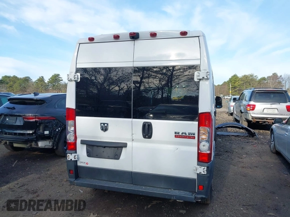2017 Ram ProMaster Cargo with VIN 3C6TRVDG0HE503206, listed as a IAAI auction lot 41942324 with 141,967 mi miles and . Bid and sale history available at carsss.com. Image 16.