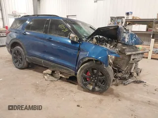 2020 Ford Explorer ST with VIN 1FM5K8GC7LGB63945, listed as a IAAI auction lot 41433085 with Not Provided miles. Bid and sale history available at carsss.com. Image 1.