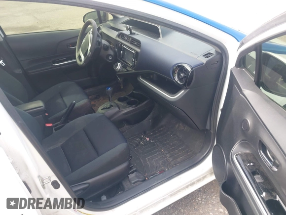 2016 Toyota Prius One with VIN JTDKDTB38G1121806, listed as a IAAI auction lot 41975365 with 78,300 mi miles and . Bid and sale history available at DreamBid. Image 5.