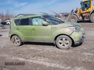2017 Kia Soul with VIN KNDJN2A22H7888030, listed as a IAAI auction lot 41803846 with 118,582 mi miles. Bid and sale history available at carsss.com. Image 13.