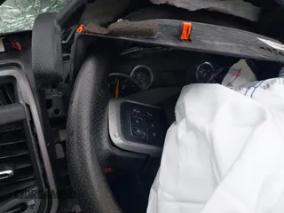 2022 Ram 2500 Tradesman z VIN 3C6UR5HL8NG237753, wystawiony jako IAAI lot #40798801 z przebiegiem Nie podano mil oraz . Historia ofert i sprzedaży dostępna na DreamBid. Obrazek 7.