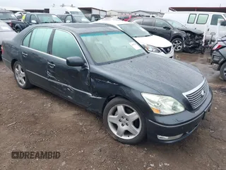 2005 Lexus LS 430 with VIN JTHBN36FX55001432, listed as a IAAI auction lot 41657569 with 229,565 mi miles. Bid and sale history available at carsss.com. Image 1.