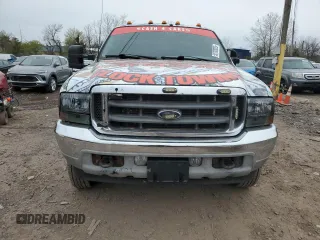 2003 Ford F-350 XL with VIN 1FTWW33P13ED54863, listed as a Copart auction lot 52703825 with 314,593 mi miles and Clean Title. Bid and sale history available at DreamBid. Image 5.