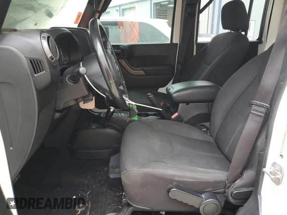 2018 Jeep Wrangler Unlimited Sport with VIN 1C4BJWDG6JL886776, listed as a Copart auction lot 43754455 with 105,575 mi miles and Clean Title. Bid and sale history available at DreamBid. Image 7.