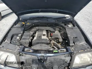 1996 Mercedes-Benz S 320 z VIN WDBGA33EXTA311436, wystawiony jako Copart lot #88064635 z przebiegiem Nie podano mil oraz Nie do naprawy • Non repairable. Historia ofert i sprzedaży dostępna na DreamBid. Obrazek 11.