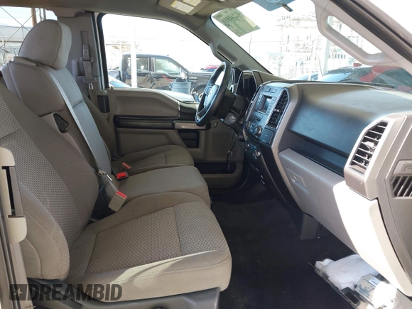 2018 Ford F-150 XL z VIN 1FTEX1CP3JFB32667, wystawiony jako IAAI lot #42242939 z przebiegiem 149 549 mil mil oraz . Historia ofert i sprzedaży dostępna na DreamBid. Obrazek 5.