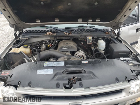 2004 Chevrolet Suburban LS with VIN 3GNGK26U94G178013, listed as a Copart auction lot 84435434 with 244,260 mi miles and Clean Title. Bid and sale history available at carsss.com. Image 12.