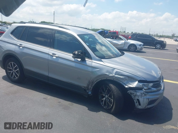 2021 Volkswagen Tiguan S with VIN 3VV1B7AX7MM117954, listed as a IAAI auction lot 42300223 with 45,587 mi miles and . Bid and sale history available at DreamBid. Image 1.