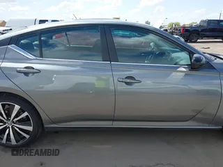 2021 Nissan Altima 2.5 SR with VIN 1N4BL4CV5MN305099, listed as a IAAI auction lot 41669894 with 97,251 mi miles. Bid and sale history available at carsss.com. Image 14.