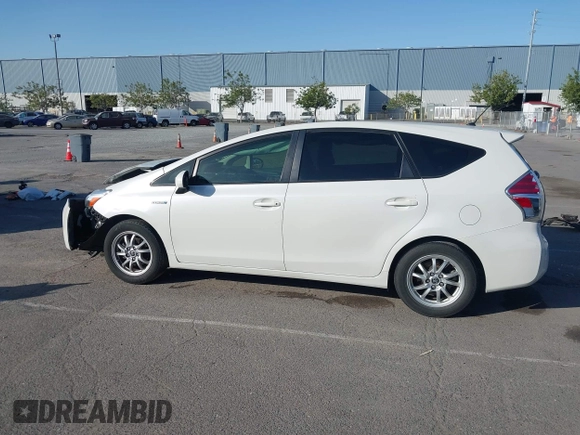 2017 Toyota Prius v Two with VIN JTDZN3EU9HJ066736, listed as a IAAI auction lot 42025100 with 89,082 mi miles. Bid and sale history available at carsss.com. Image 15.