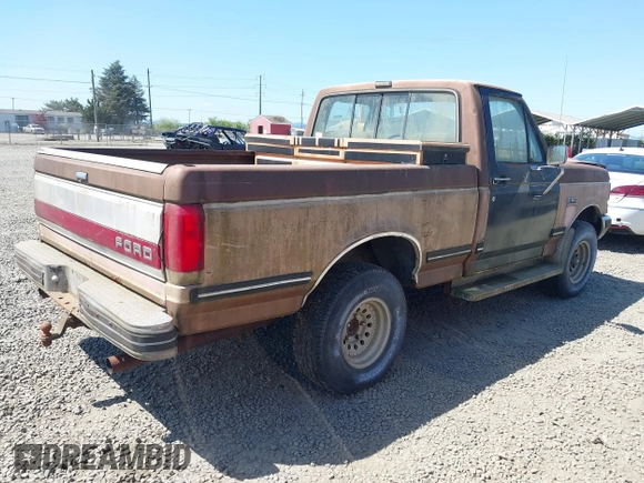 1987 Ford F-150 with VIN 1FTEF14N8HPB08224, listed as a IAAI auction lot 42047520 with 72,977 mi miles. Bid and sale history available at carsss.com. Image 4.