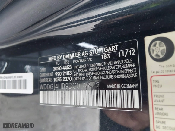 2013 Mercedes-Benz C-Class C 250 with VIN WDDGJ4HB9DG052612, listed as a IAAI auction lot 41489650 with 117,849 mi miles. Bid and sale history available at carsss.com. Image 9.