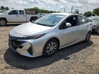 2022 Toyota Prius LE with VIN JTDKAMFPXN3203730, listed as a Copart auction lot 61597915 with 25,571 mi miles and Salvage title. Bid and sale history available at DreamBid. Image 1.