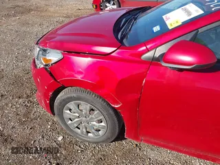 2019 Kia Rio S with VIN 3KPA24AB4KE227322, listed as a IAAI auction lot 40890906 with 114,215 mi miles. Bid and sale history available at carsss.com. Image 18.