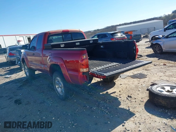 2008 Toyota Tacoma with VIN 5TEUU42N18Z534545, listed as a IAAI auction lot 41725129 with 155,225 mi miles and . Bid and sale history available at DreamBid. Image 3.