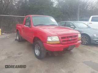 2000 Ford Ranger XL with VIN 1FTYR10C1YPB21583, listed as a IAAI auction lot 41603416 with 178,605 mi miles and . Bid and sale history available at carsss.com. Image 1.