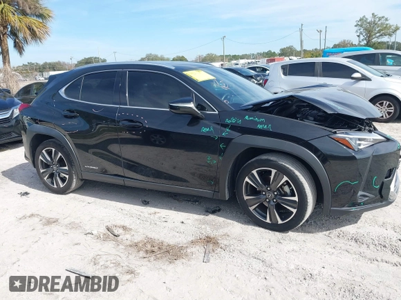 2020 Lexus UX with VIN JTHP9JBH7L2033386, listed as a IAAI auction lot 41463356 with 53,507 mi miles. Bid and sale history available at carsss.com. Image 13.
