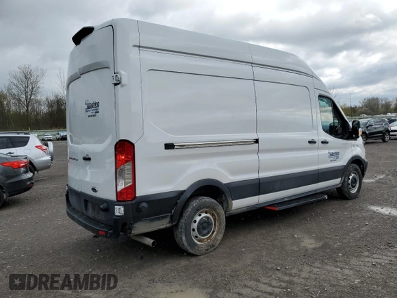 2022 Ford Transit Cargo z VIN 1FTBR1X85NKA58035, wystawiony jako Copart lot #55454515 z przebiegiem 90 769 mil mil oraz Szkoda całkowita • Salvage title. Historia ofert i sprzedaży dostępna na DreamBid. Obrazek 3.