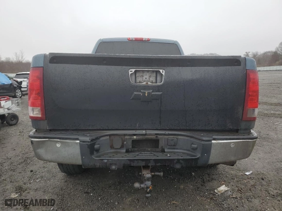 2010 GMC Sierra 1500 SLT with VIN 1GTSKWE30AZ164323, listed as a Copart auction lot 84462024 with 268,369 mi miles and Clean Title. Bid and sale history available at carsss.com. Image 6.