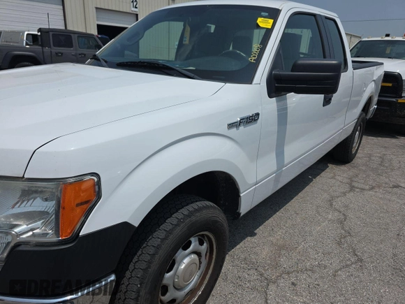 2014 Ford F-150 XL with VIN 1FTEX1EM0EFA60786, listed as a IAAI auction lot 42581419 with 236,847 mi miles and . Bid and sale history available at DreamBid. Image 20.