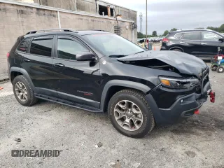 2020 Jeep Cherokee Trailhawk Elite with VIN 1C4PJMBN3LD541200, listed as a Copart auction lot 72710824 with 32,336 mi miles and Salvage title. Bid and sale history available at DreamBid. Image 4.