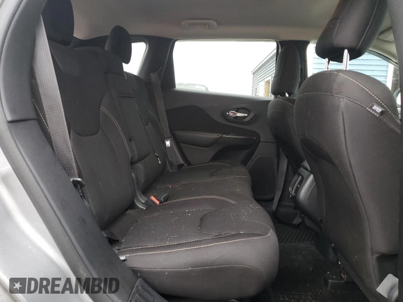 2015 Jeep Cherokee Latitude z VIN 1C4PJMCB0FW745742, wystawiony jako Copart lot #55798365 z przebiegiem 88 575 mil mil oraz Czysty tytuł • Clean title. Historia ofert i sprzedaży dostępna na DreamBid. Obrazek 11.