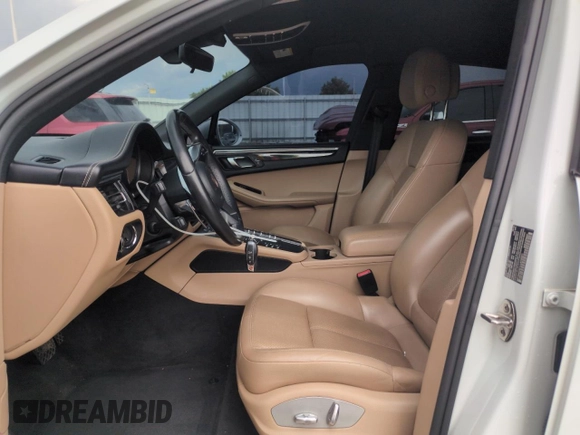 2020 Porsche Macan z VIN WP1AA2A51LLB10001, wystawiony jako Copart lot #59232675 z przebiegiem 75 436 mil mil oraz Szkoda całkowita • Salvage title. Historia ofert i sprzedaży dostępna na DreamBid. Obrazek 7.
