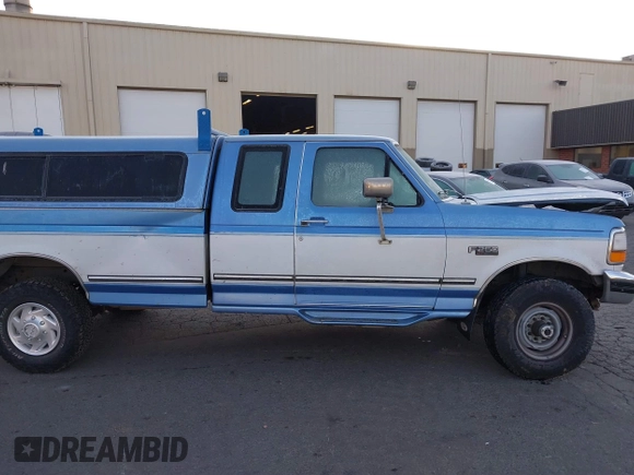 1996 Ford F-250 with VIN 1FTHX26G5TEA28785, listed as a IAAI auction lot 41447351 with 178,150 mi miles and . Bid and sale history available at DreamBid. Image 12.